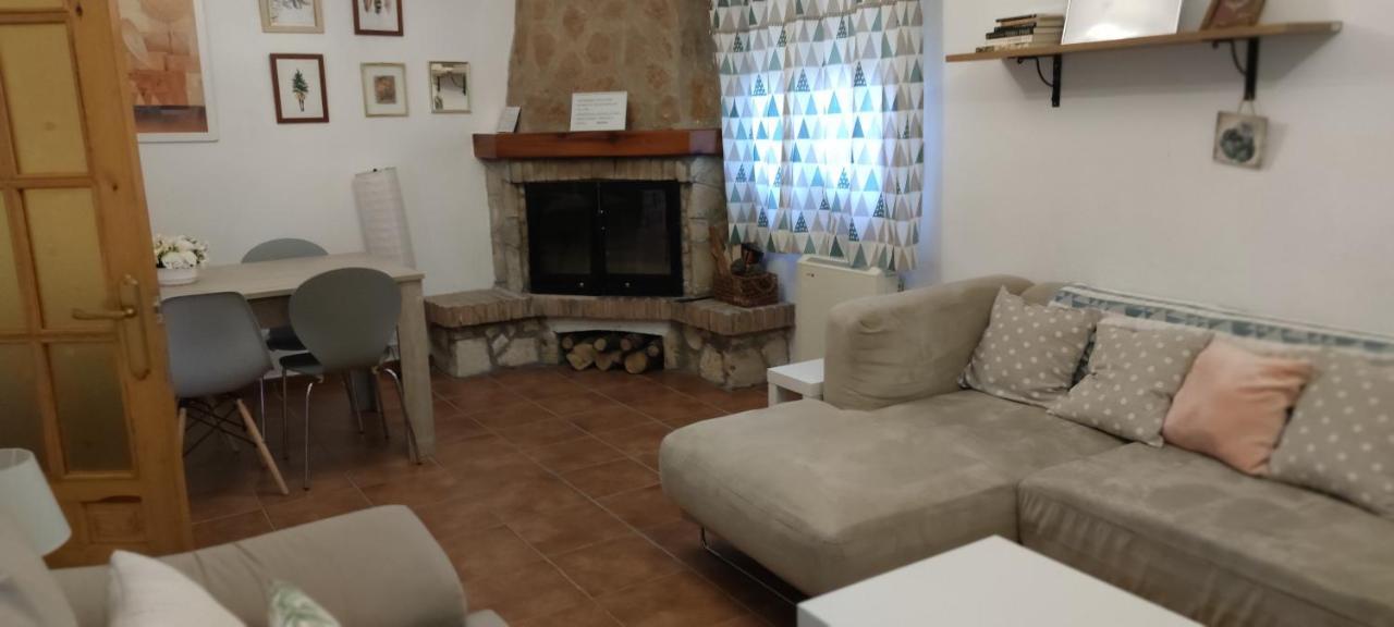 ויאלבה דה לה סיירה Casa Rural Alaju מראה חיצוני תמונה