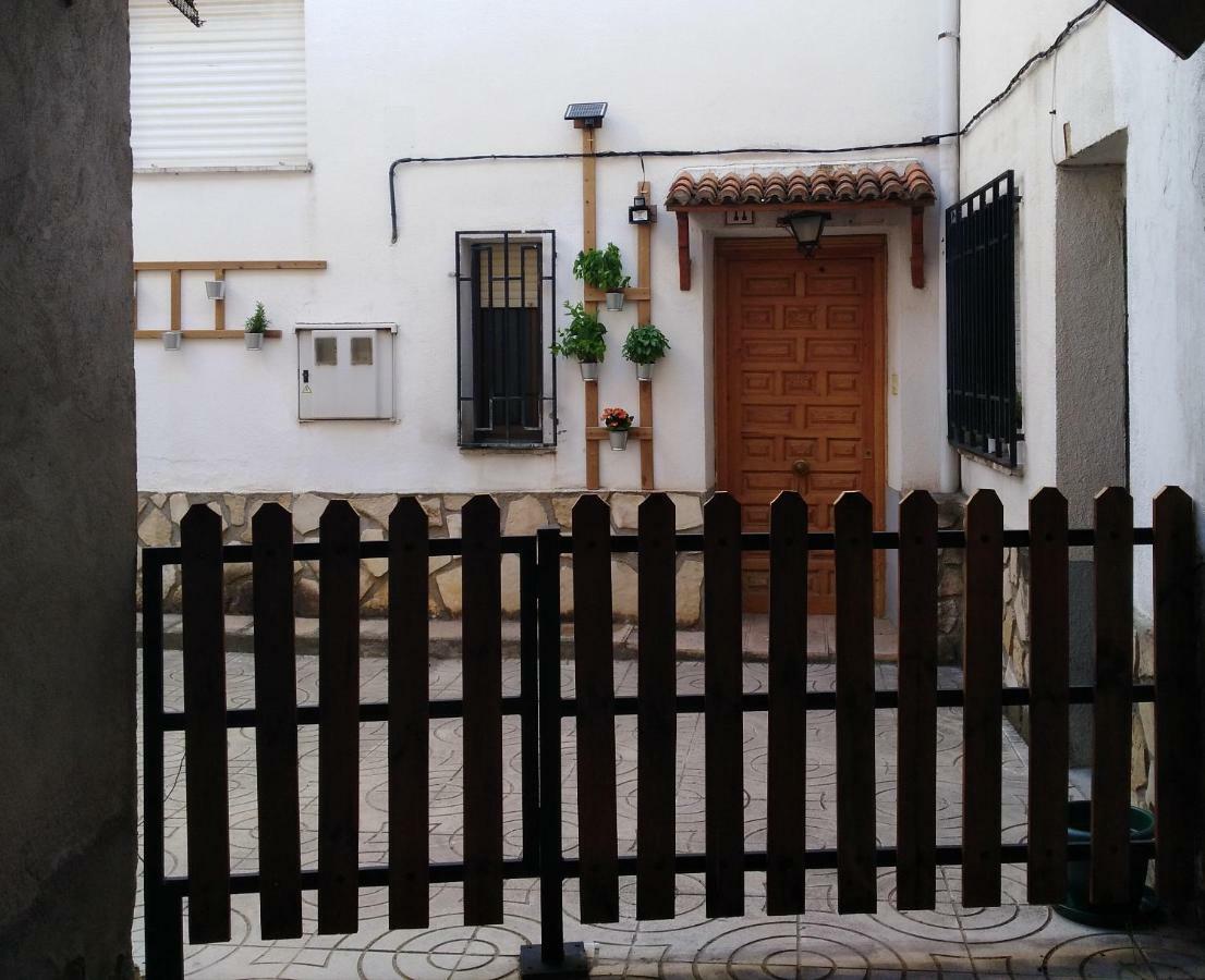 ויאלבה דה לה סיירה Casa Rural Alaju מראה חיצוני תמונה